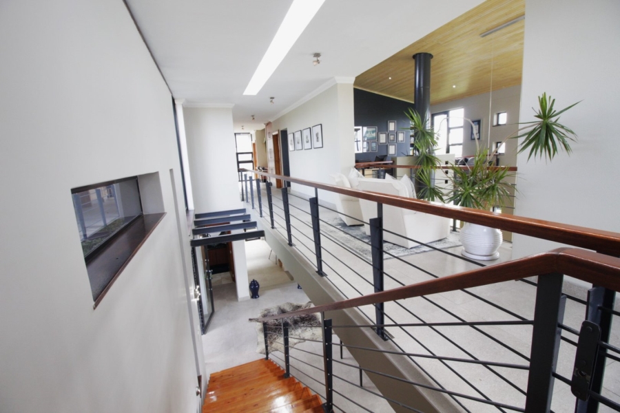 5 Bedroom Property for Sale in Humerail Eastern Cape